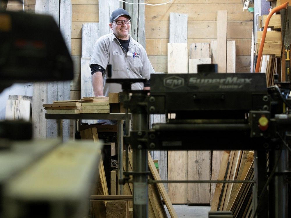 <div>‘Focusing on inner city’: Edmonton business expanding new market for old wood</div>